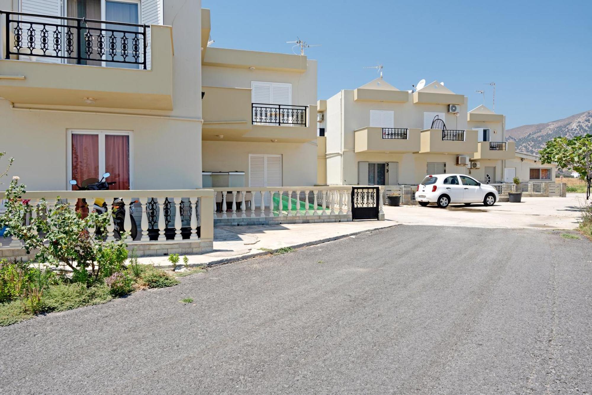 Athina Seaside Apartment Kardamena  Exterior photo